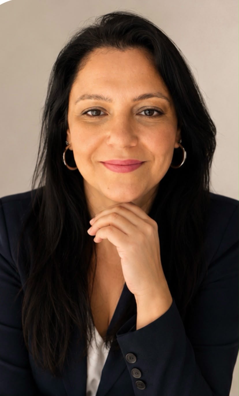 Camila Ardente – Terapeuta Integrativa e Orientadora Parental